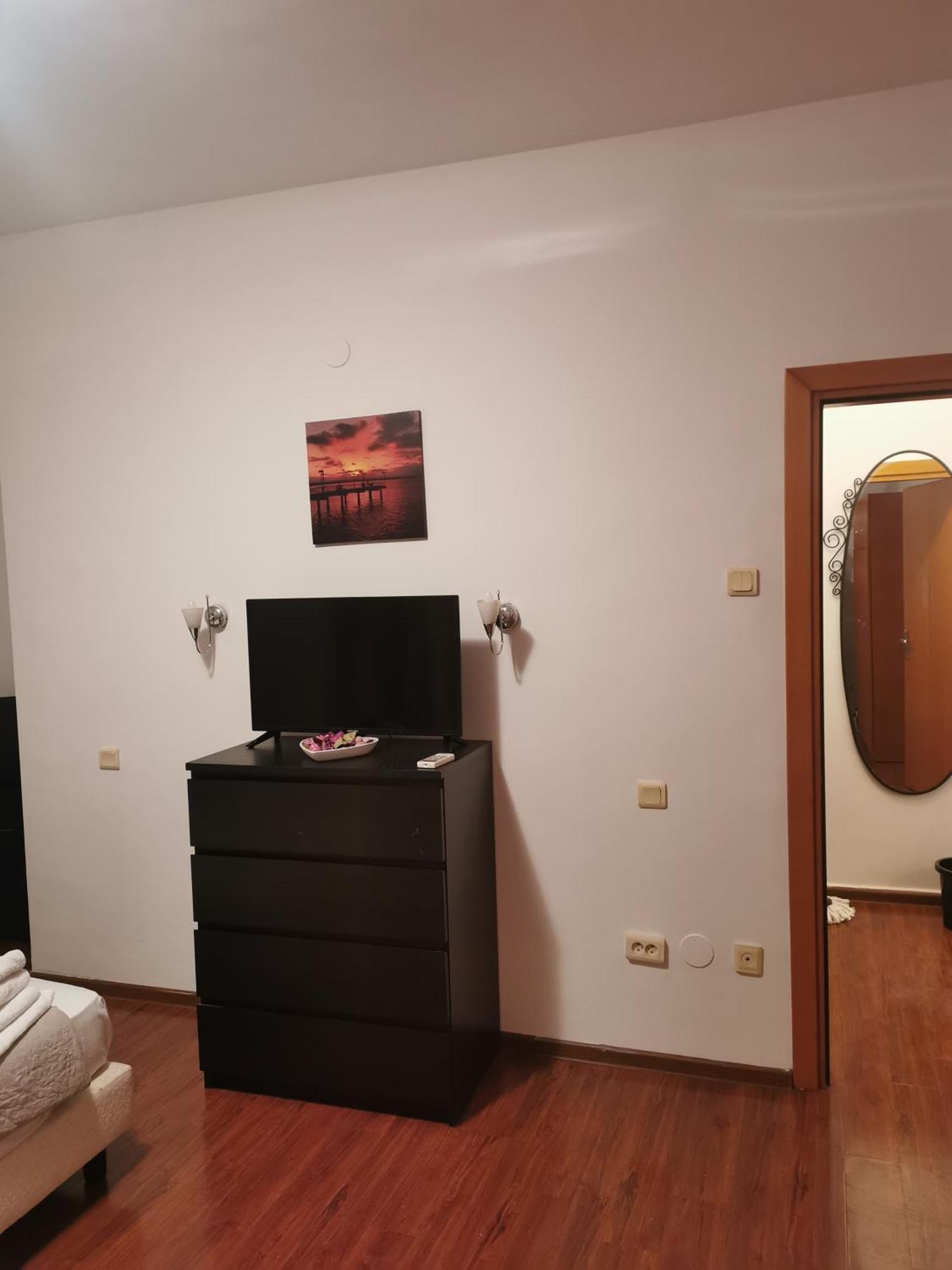 Old Center Apartament Бухарест Екстер'єр фото